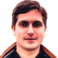 Роман Пономарев